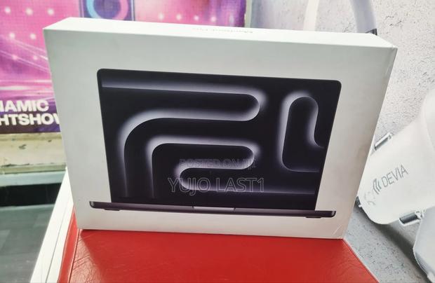 New Laptop Apple MacBook Pro 12GB SSD 256GB