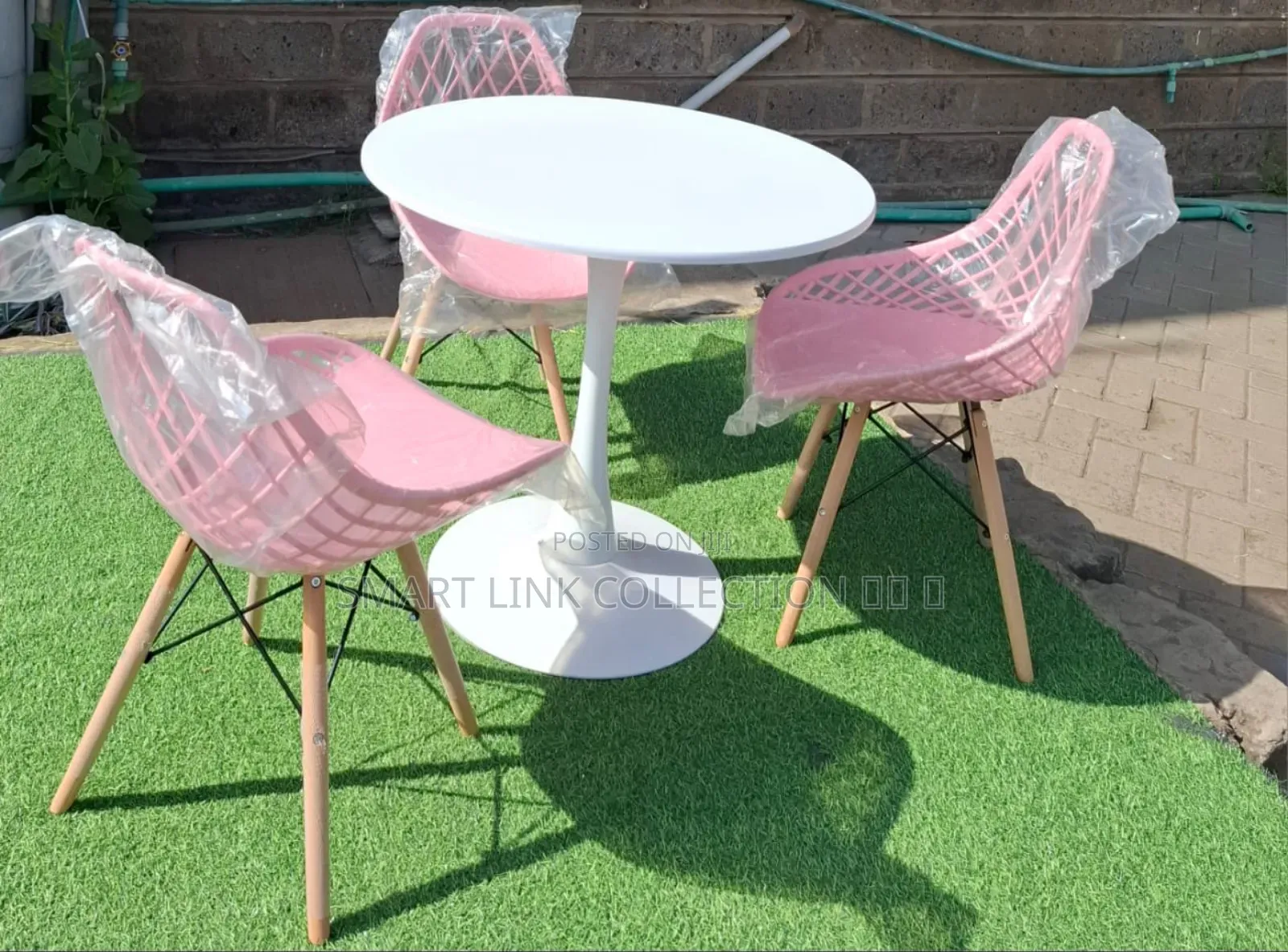 Mesh Eames Chairs Set