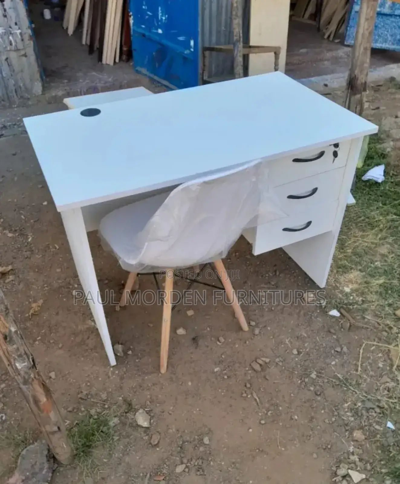 Nice Plastic Chair With Decent Table