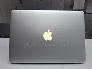 Laptop Apple MacBook Pro 8GB Intel Core i5 SSD 256GB