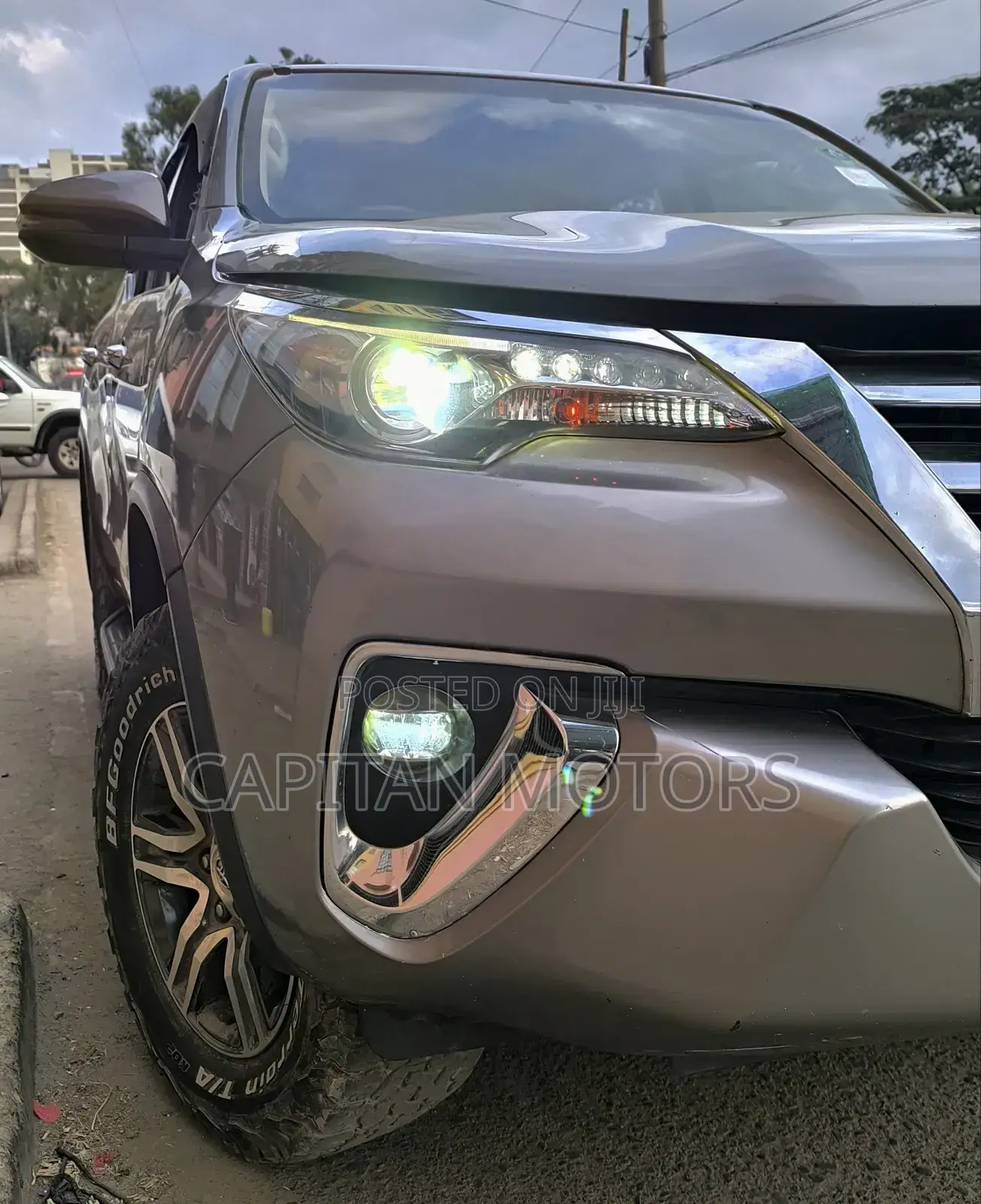 Toyota Fortuner 2.8 D AWD 2017 Gold