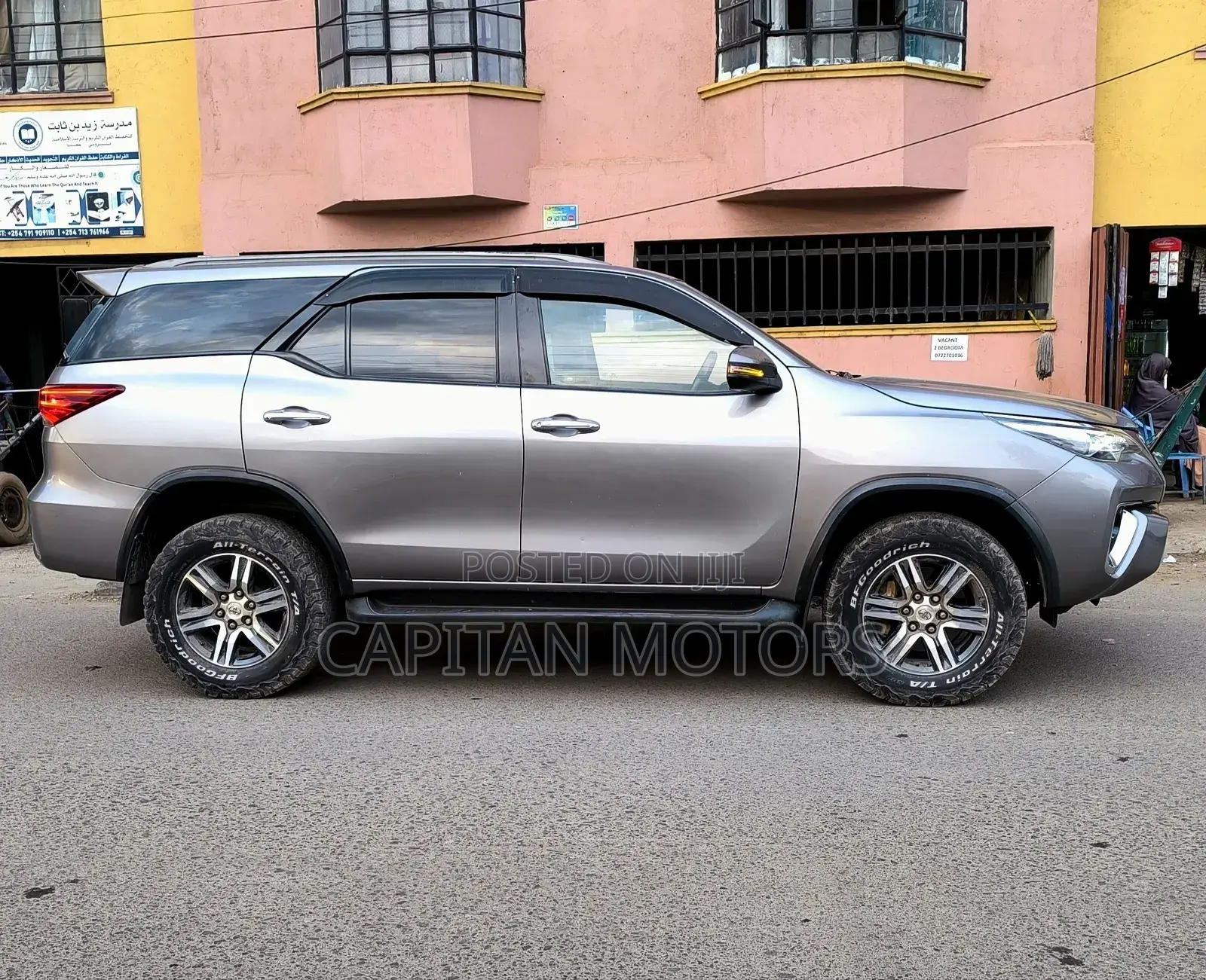 Toyota Fortuner 2.8 D AWD 2017 Gold