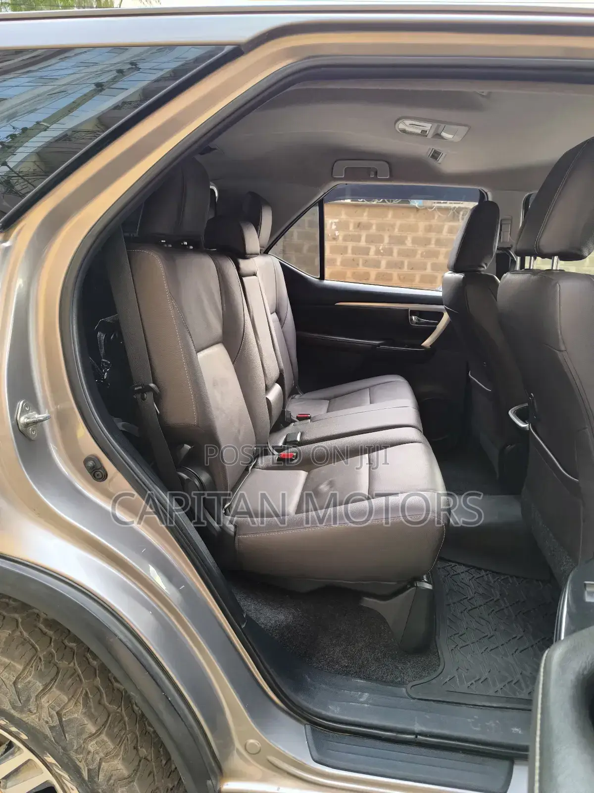 Toyota Fortuner 2.8 D AWD 2017 Gold