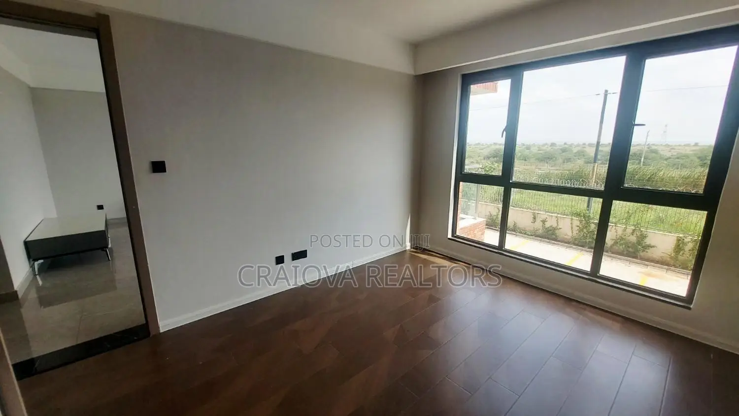 2bdrm Apartment in Hotel 67 Area for sale