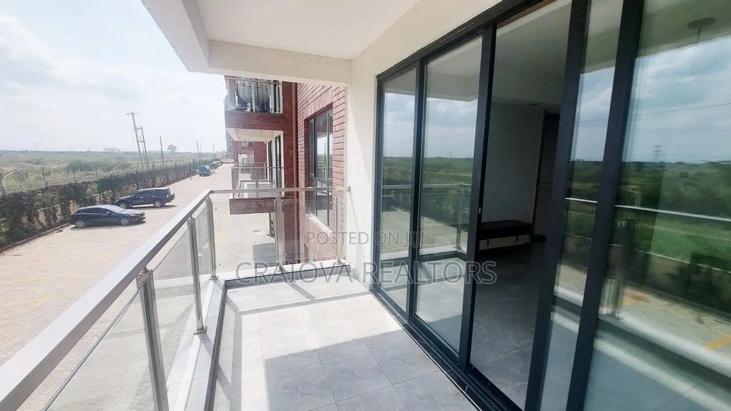 2bdrm Apartment in Hotel 67 Area for sale
