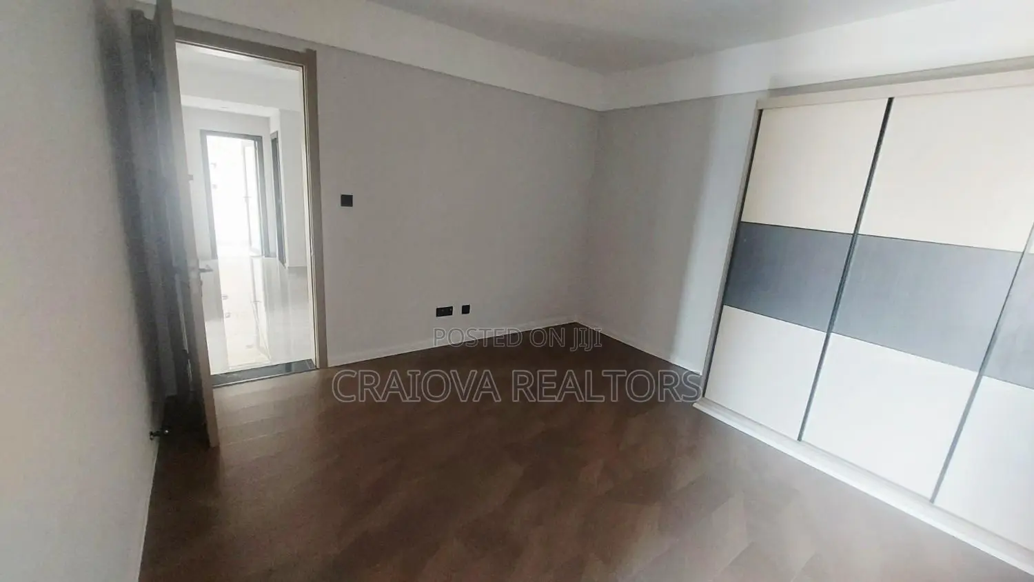 2bdrm Apartment in Hotel 67 Area for sale