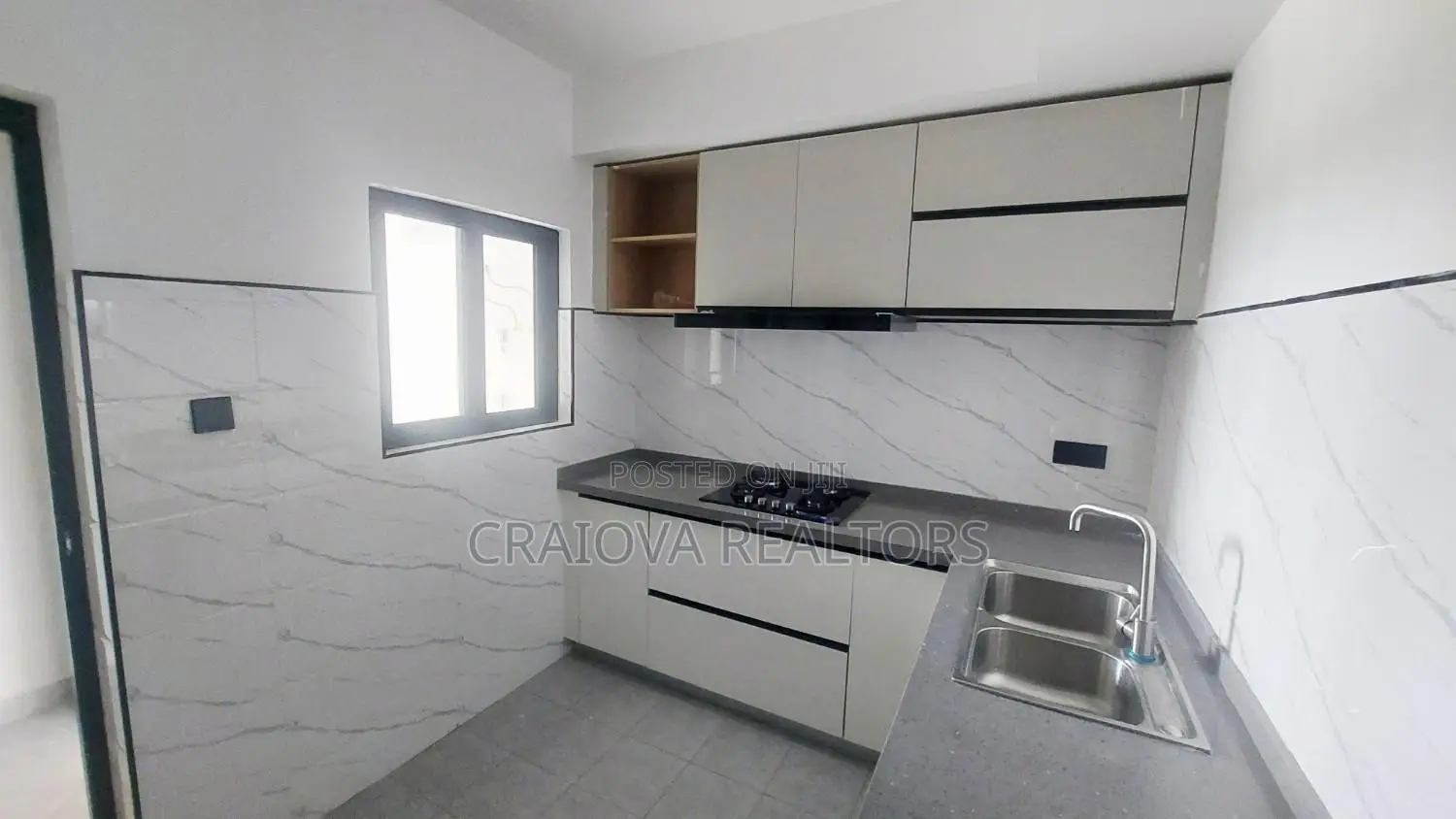 2bdrm Apartment in Hotel 67 Area for sale