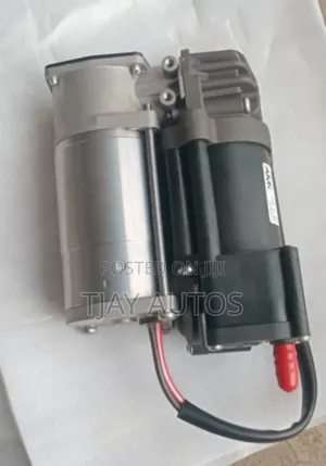 Genuine 
Mercedes Benz W205 Air Suspension Compressor Pump
