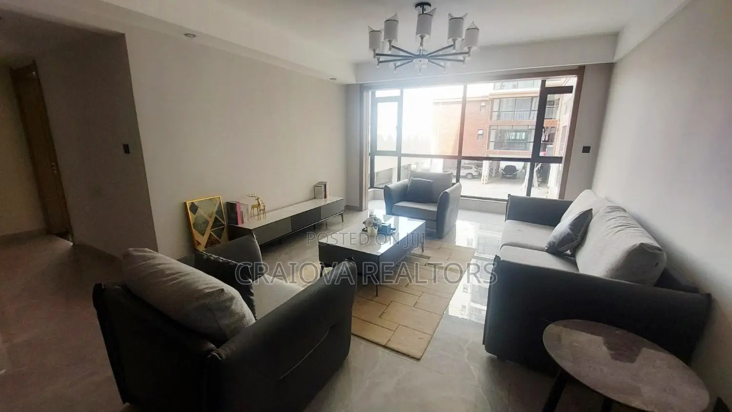 3bdrm Apartment in Hotel 67 Area for sale