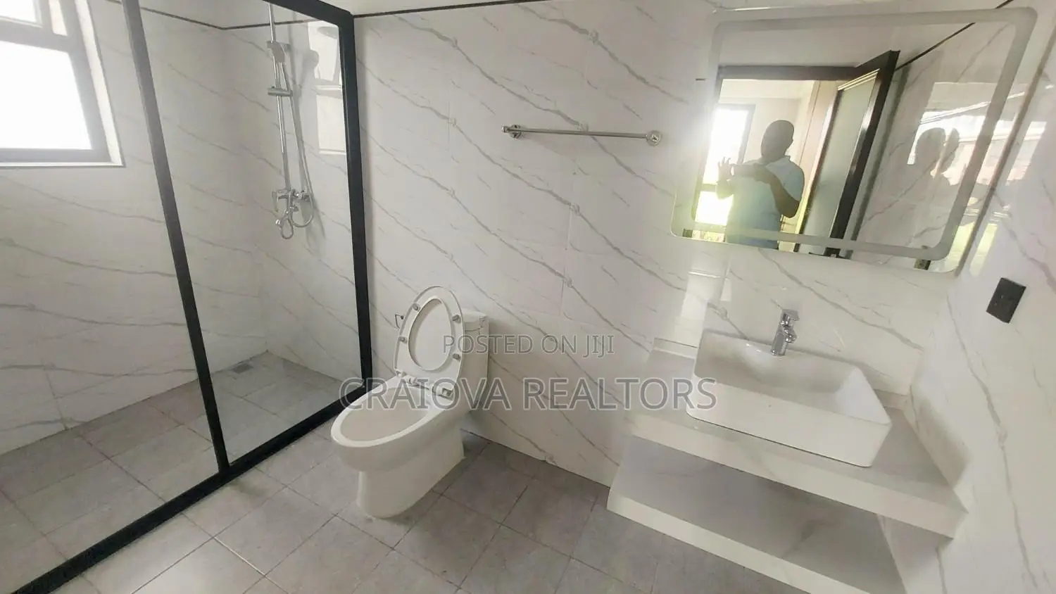 3bdrm Apartment in Hotel 67 Area for sale
