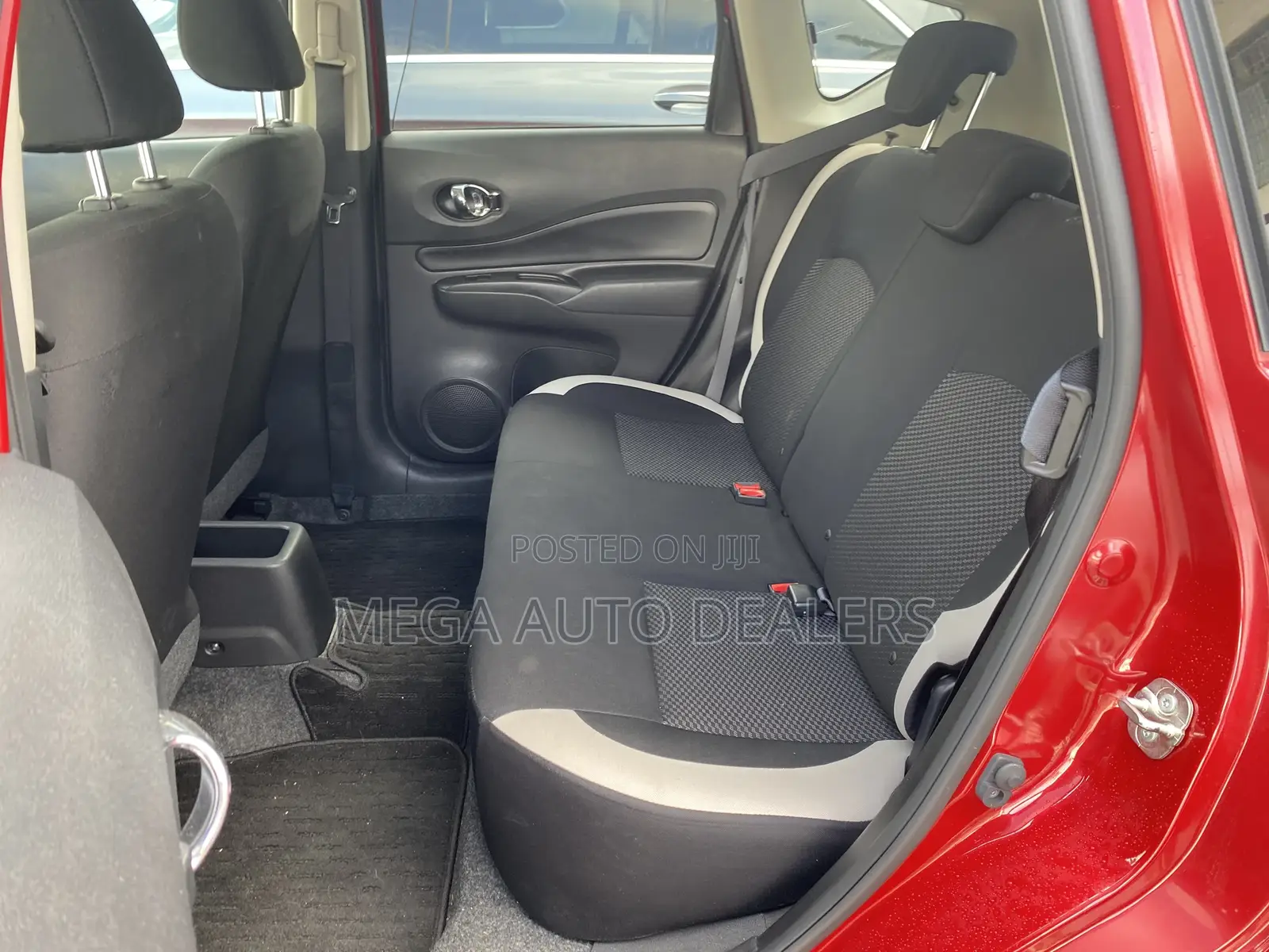 Nissan Note 2018 Red