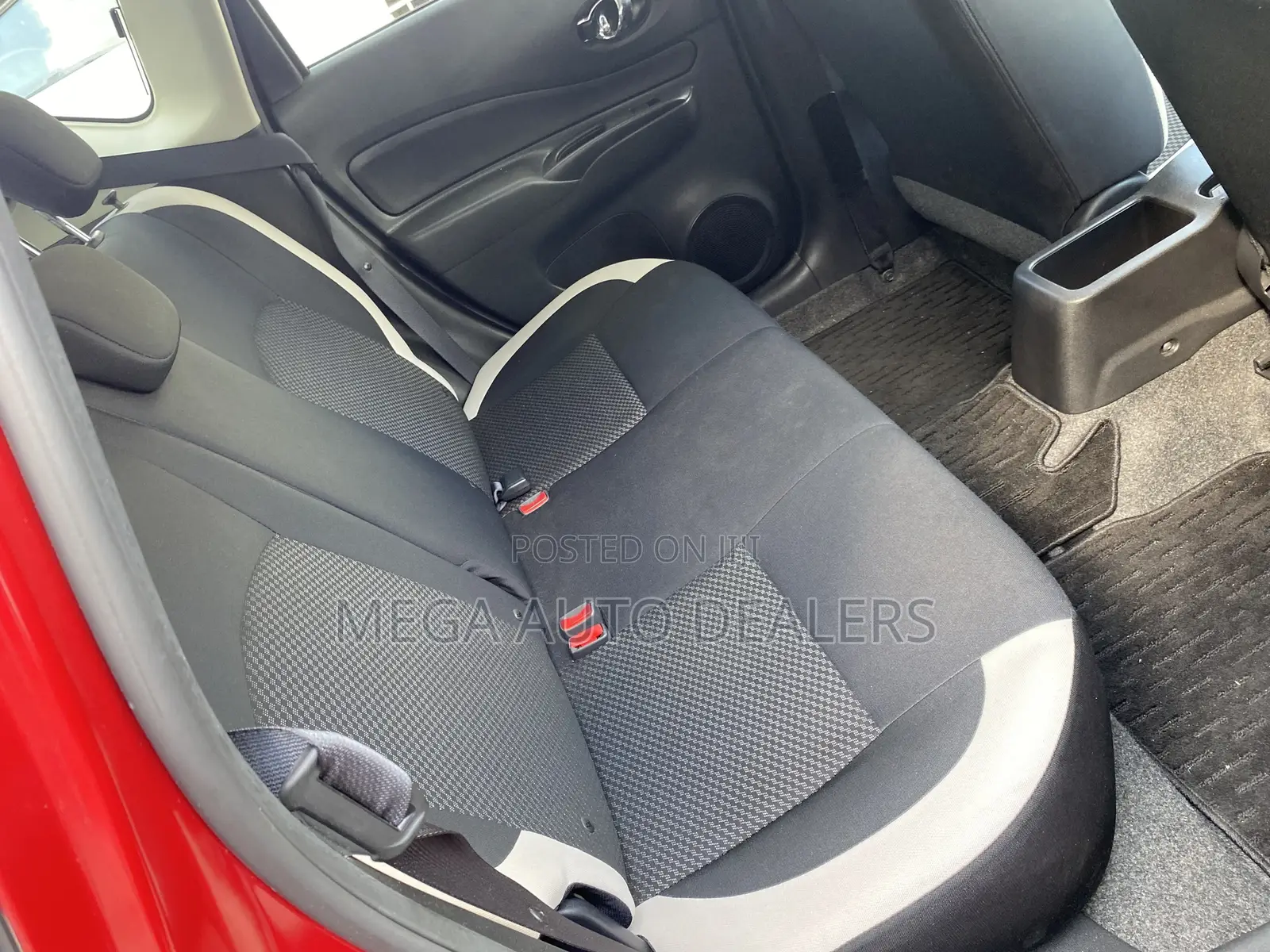 Nissan Note 2018 Red