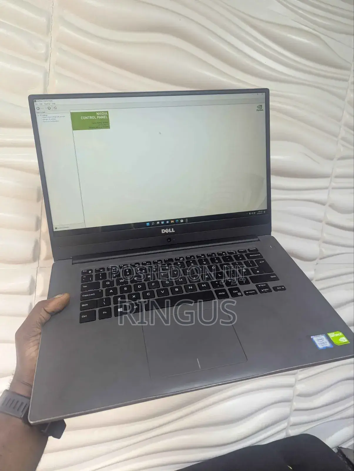New Laptop Dell Inspiron 15 7560 16GB Intel Core I7 HDD+SSD 500GB