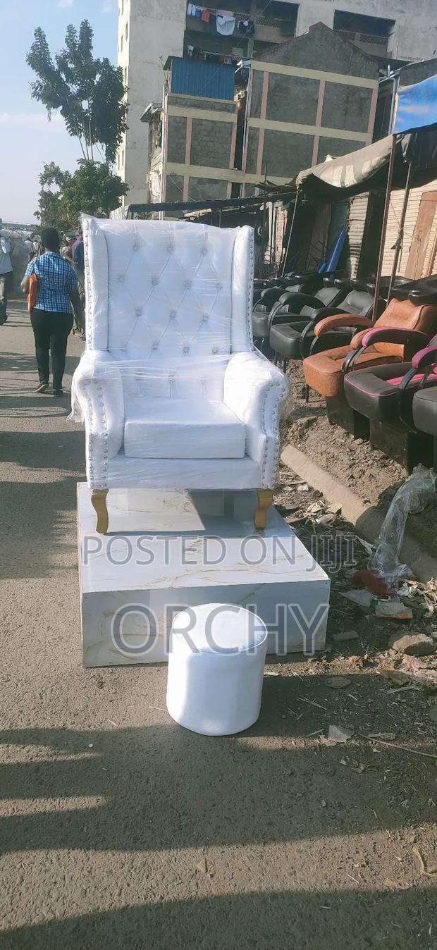 Pedicure Station + Podium - thumbnail 3