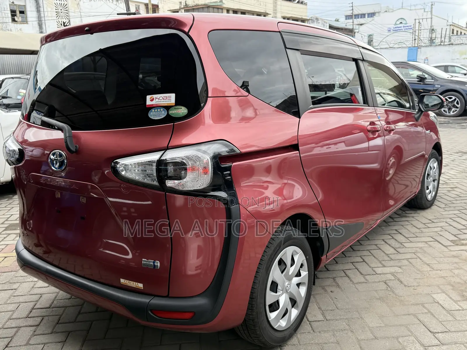 Toyota Sienta 1.5 Hybrid FWD 2019