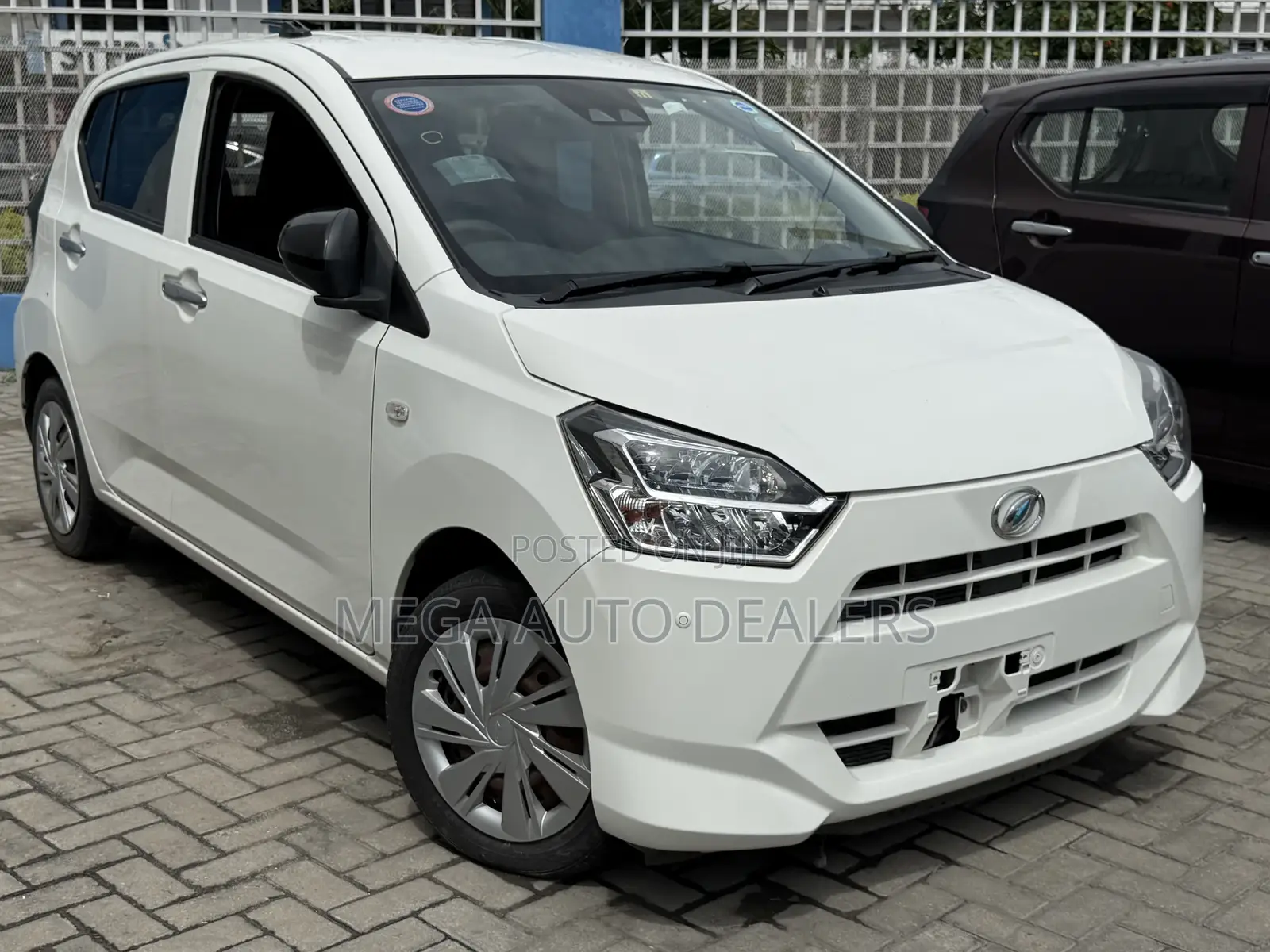 Daihatsu Mira 2018 White