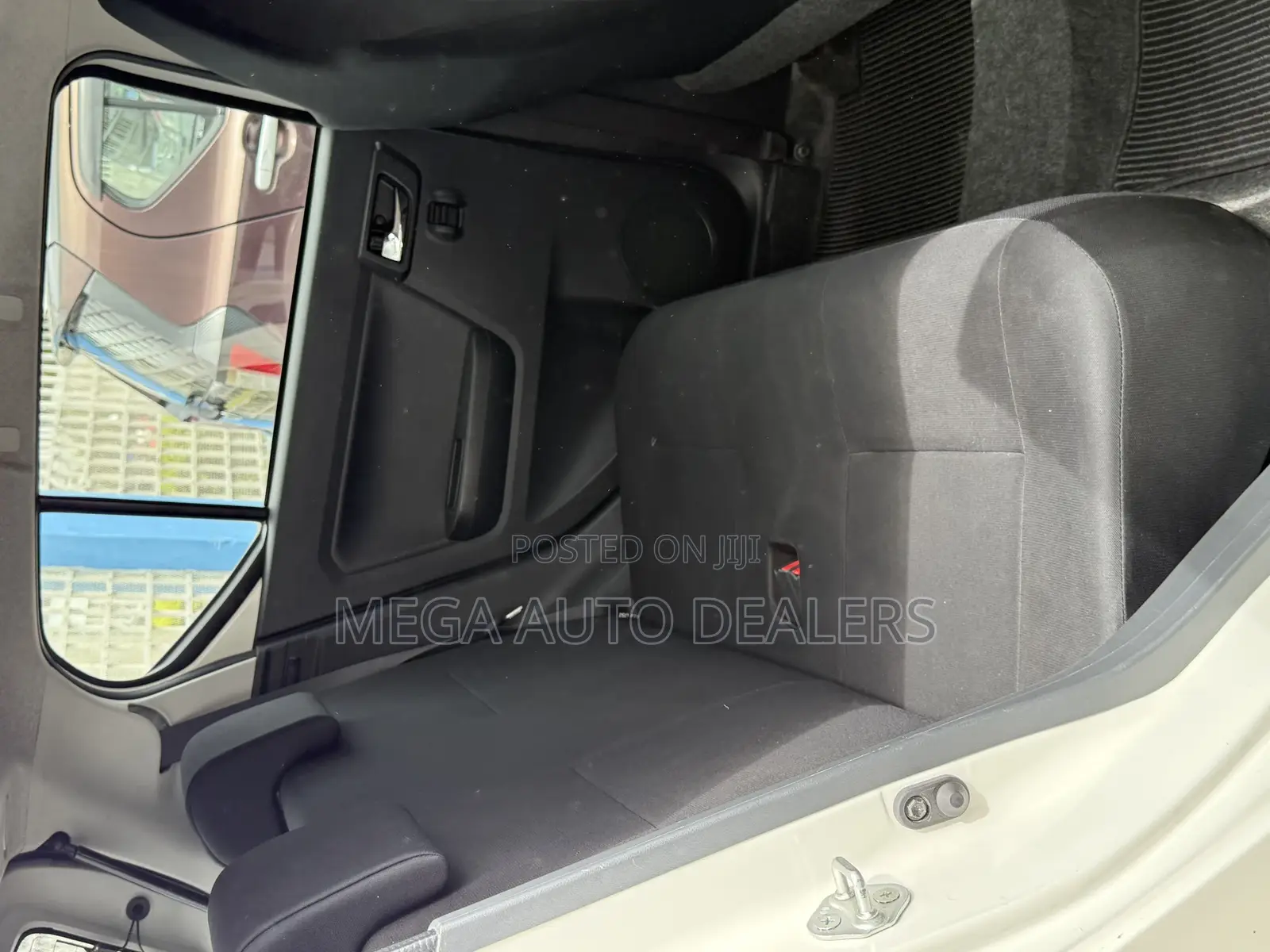 Daihatsu Mira 2018 White