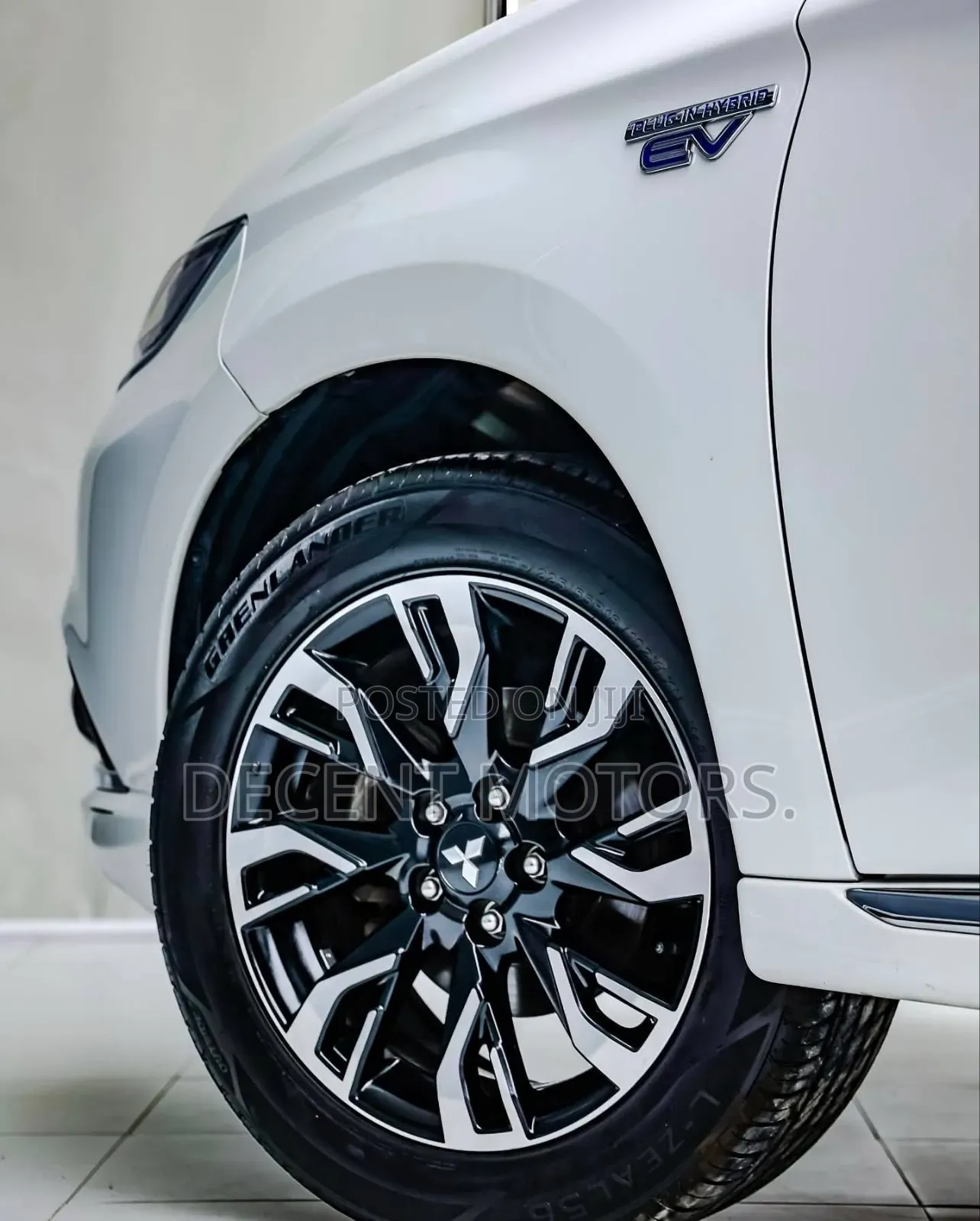 Mitsubishi Outlander 2.0 PHEV AWD 2019 White
