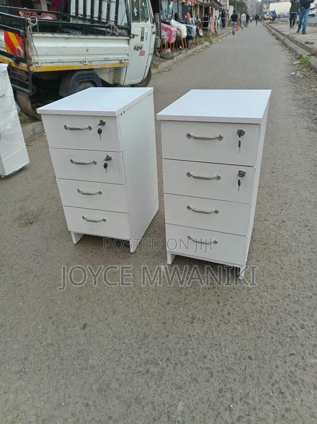 Salon Storage Cabinet - thumbnail 4