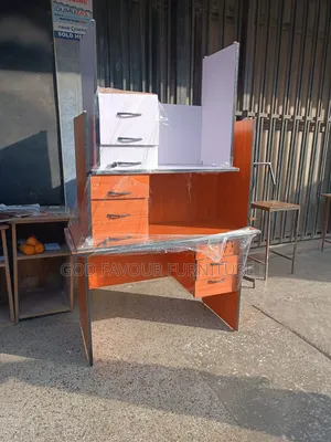 1m Lockable Quality Office Desk Gv6r