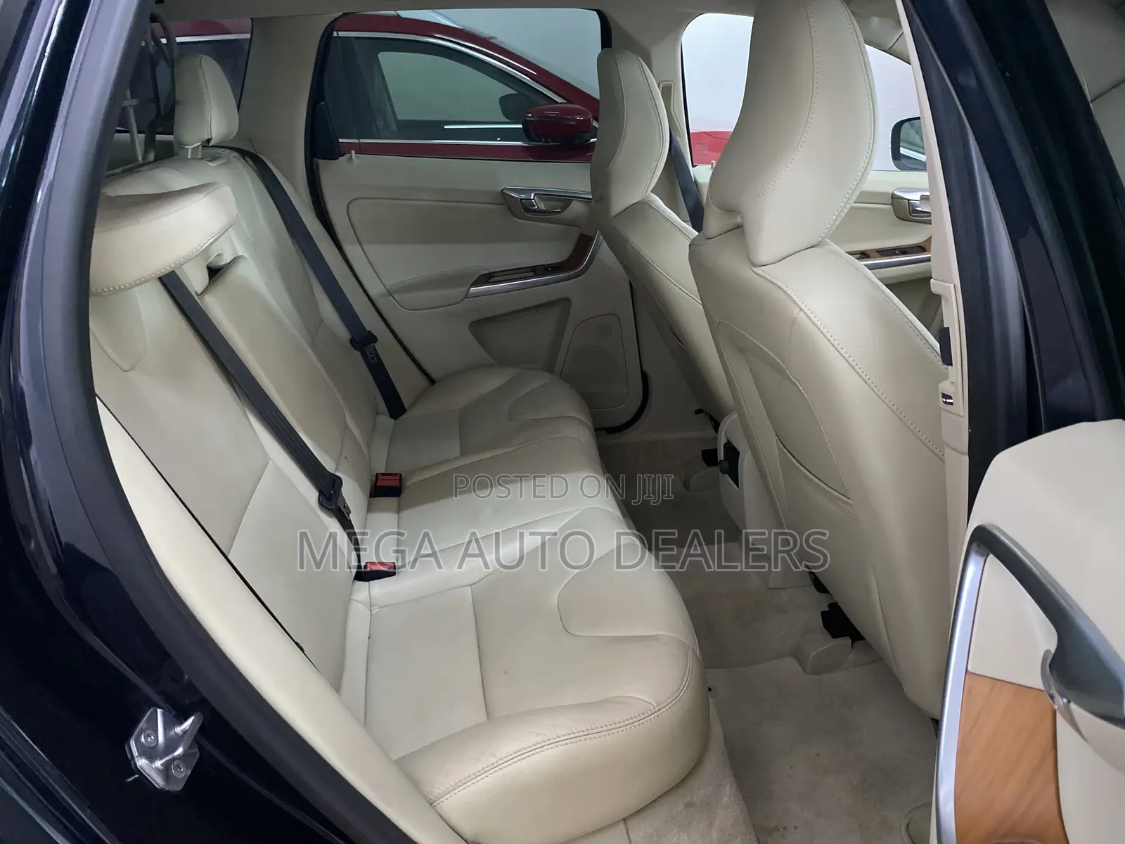 Volvo XC60 2018 Blue