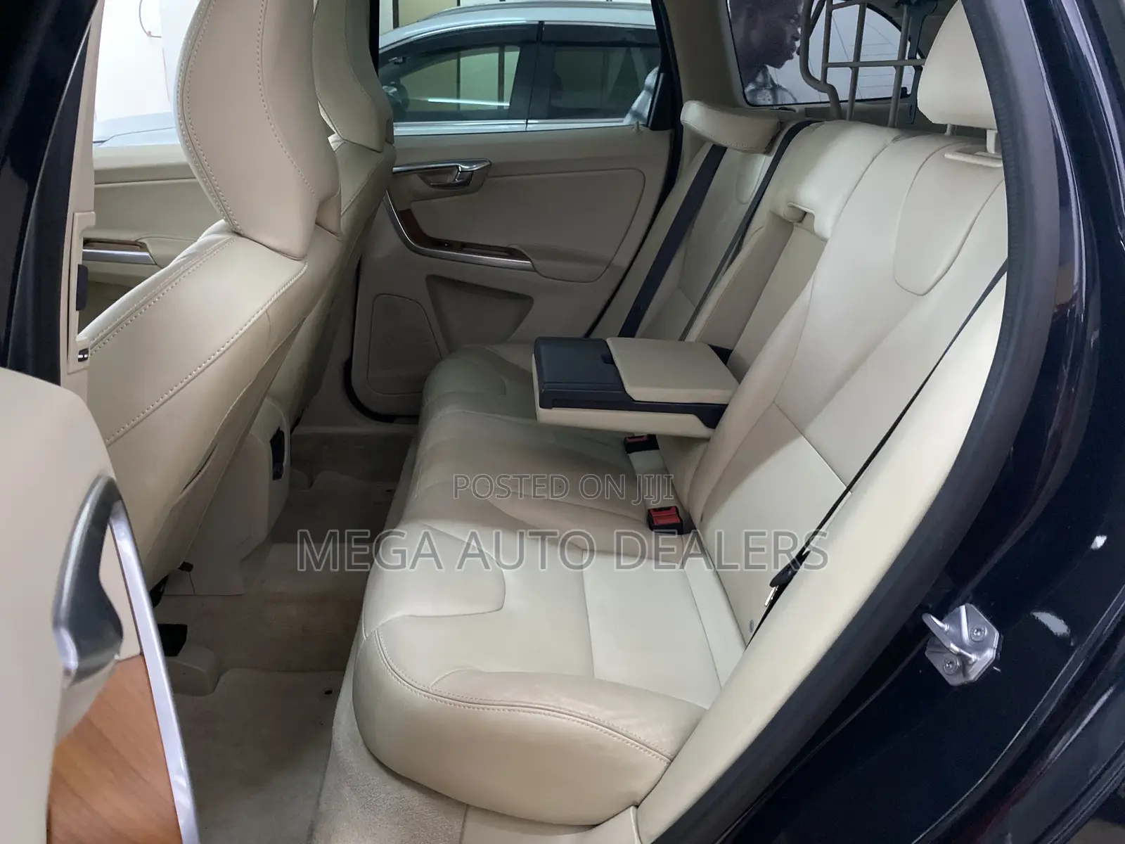 Volvo XC60 2018 Blue