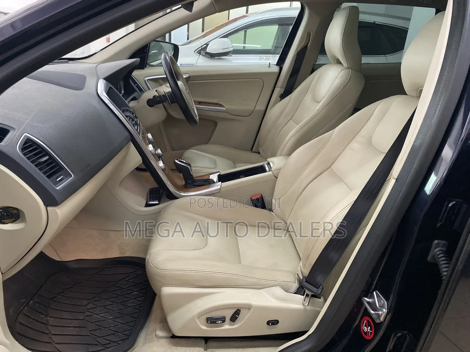Volvo XC60 2018 Blue