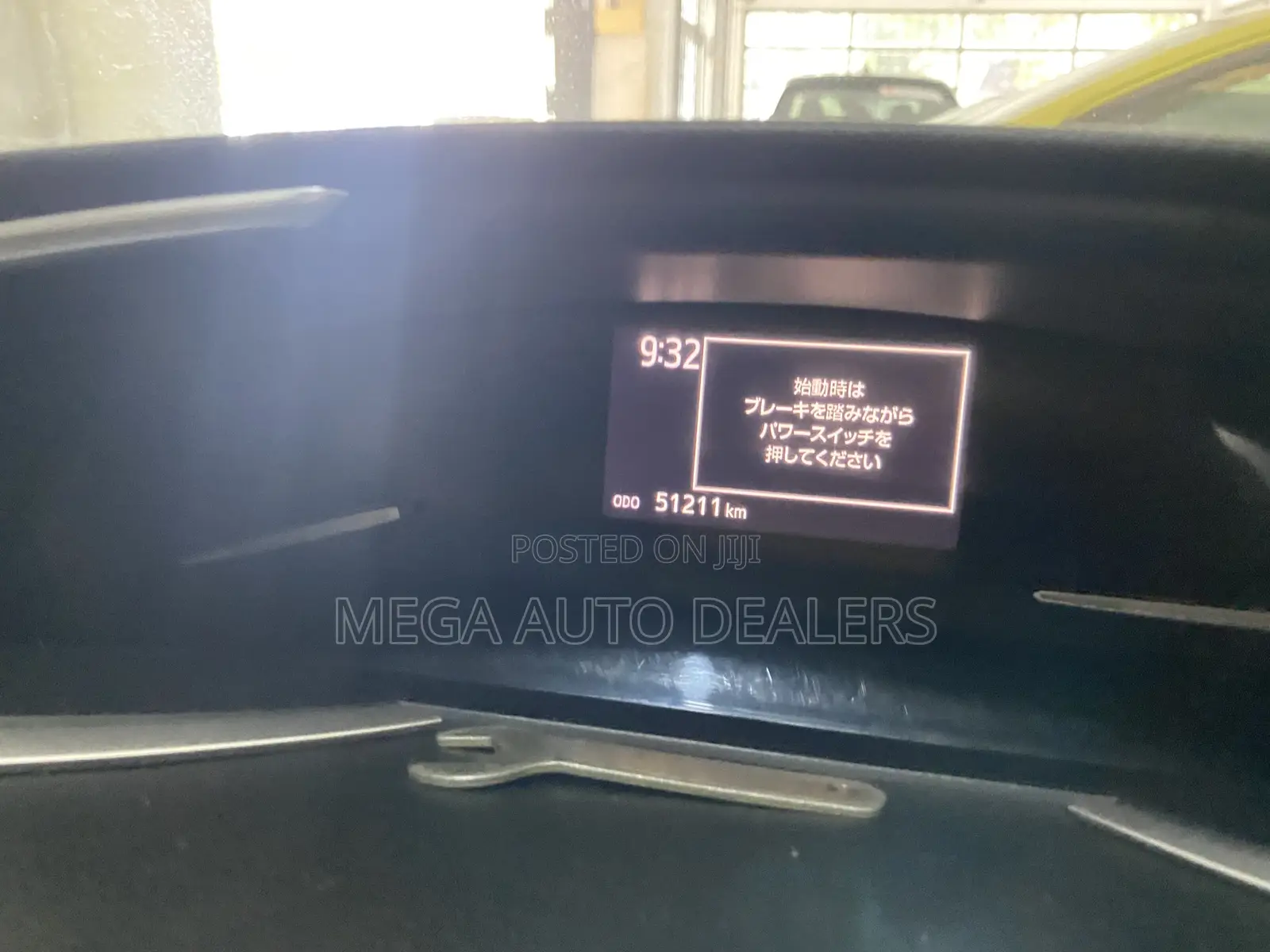 Toyota Sienta 2018 Yellow