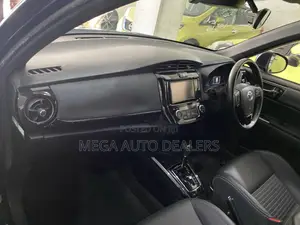 Toyota Corolla Fielder 2018 Blue