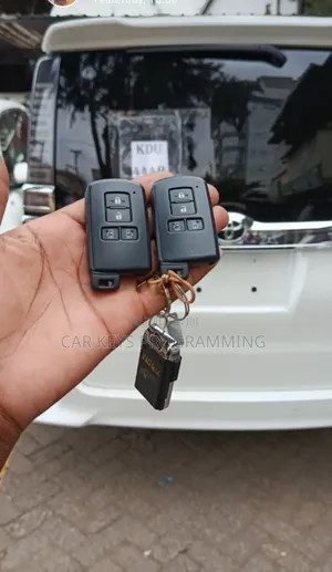 Toyota Voxy Key Duplication