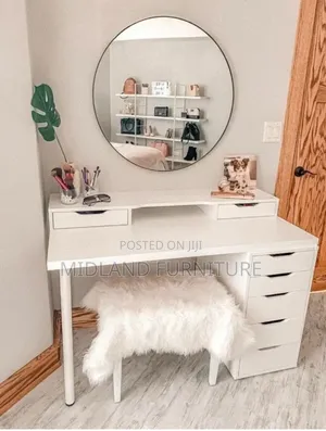 Affordable Make Up Table / Dressing Table With Mirror