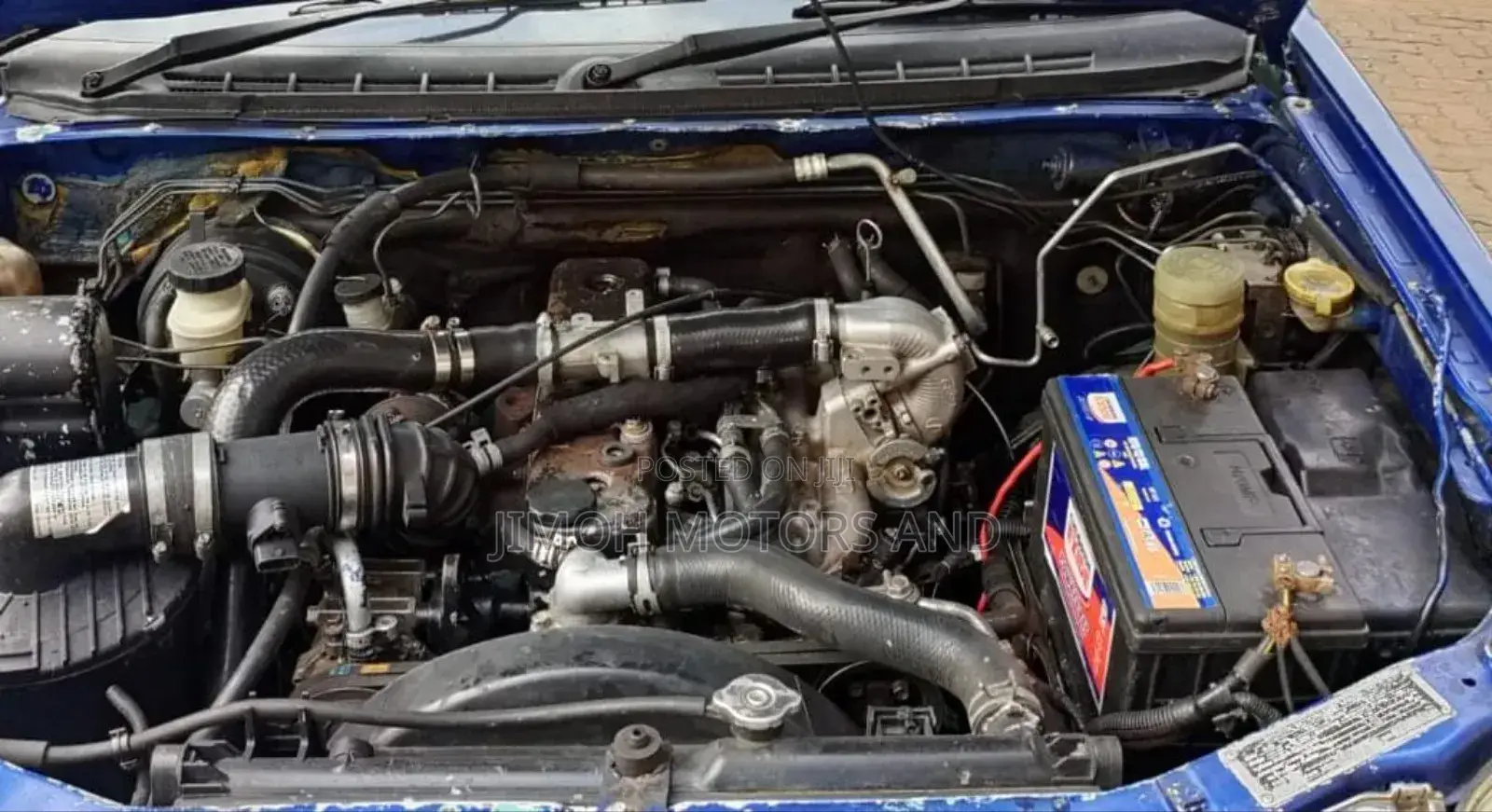 Isuzu D-MAX 2013 Blue