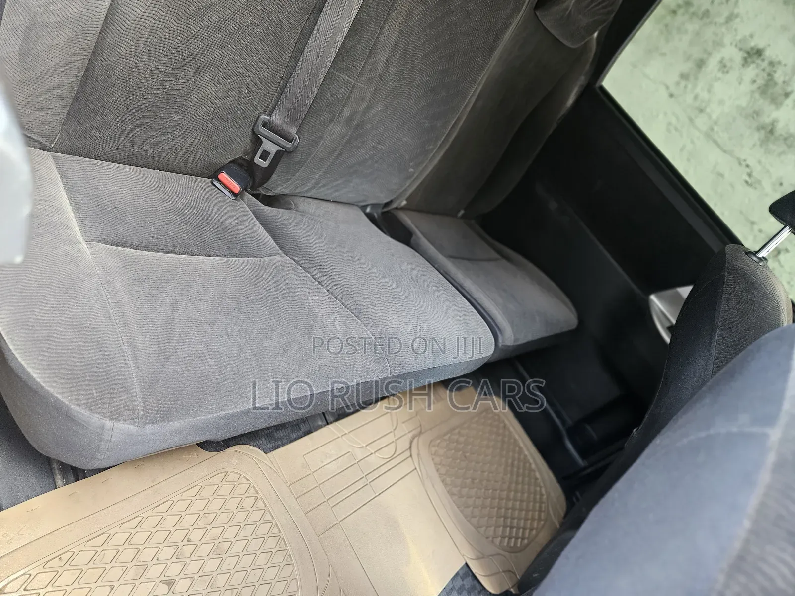 Toyota Noah 2014 Gray