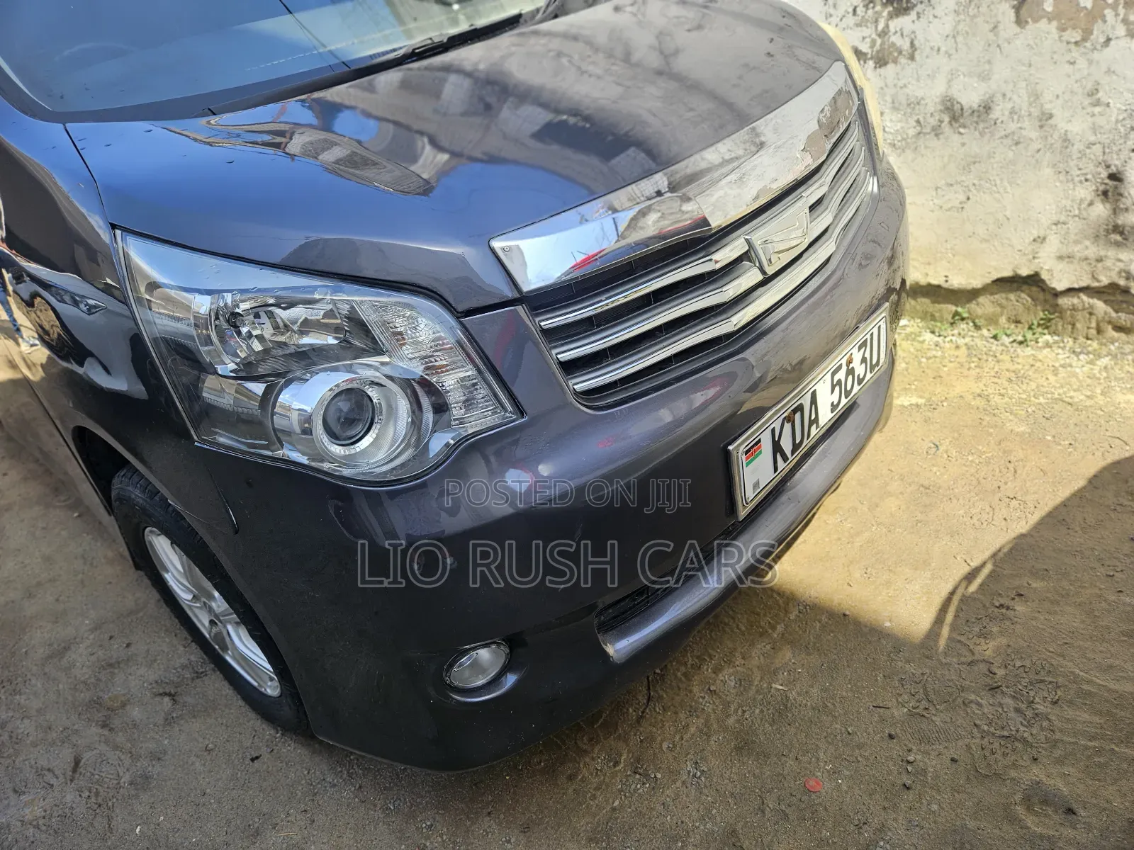Toyota Noah 2014 Gray