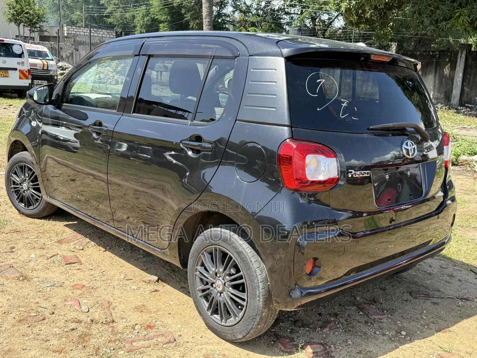 Toyota Passo 1.0 FWD 2019 Black