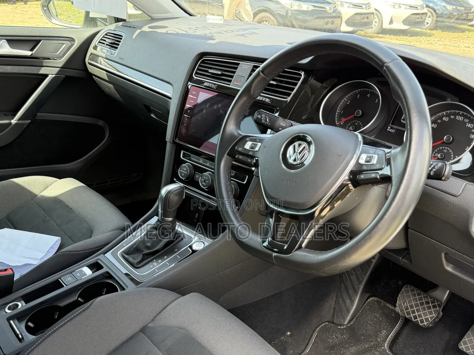 Volkswagen Golf 2018 Pearl