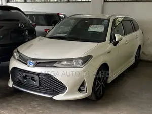 Toyota Corolla Fielder 2018 White
