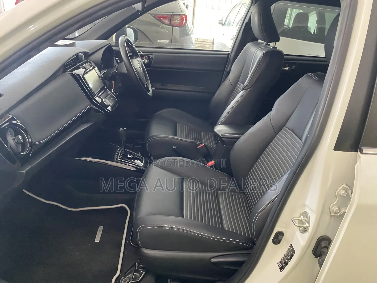 Toyota Corolla Fielder 2018 White