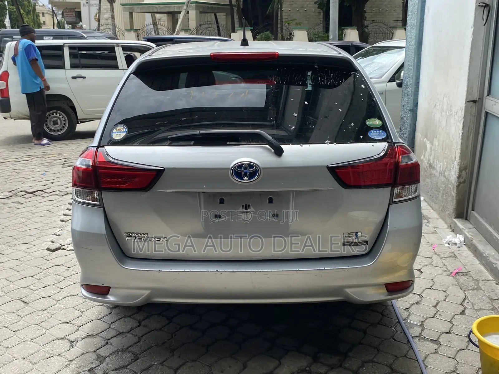 Toyota Corolla Fielder 2018 Silver