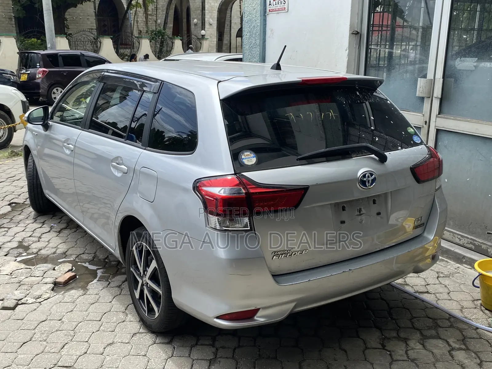Toyota Corolla Fielder 2018 Silver