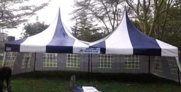 Navy Blue and White 100 Seater Tent