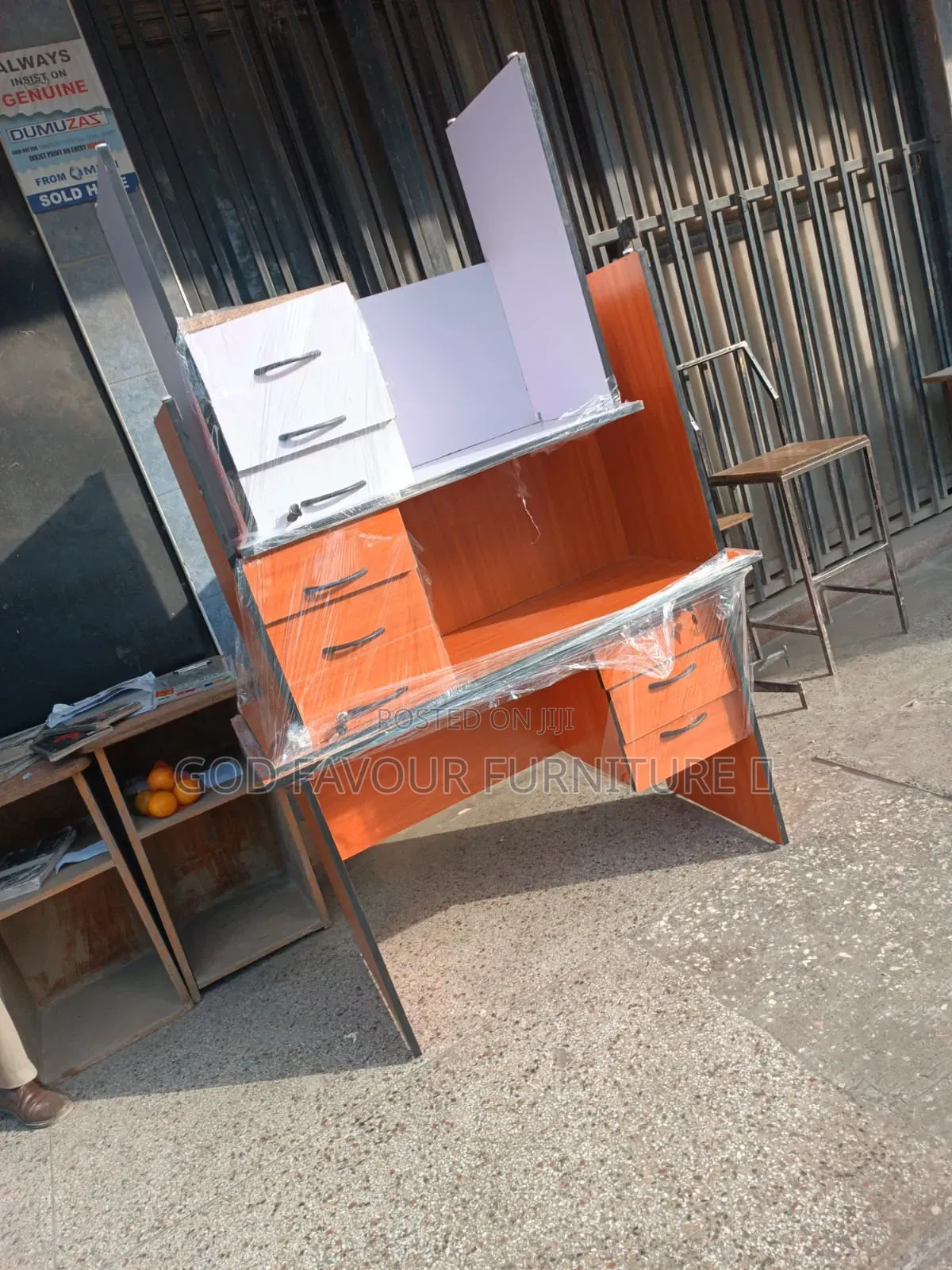 0.9m Modern Quality Office Desk Gf4e