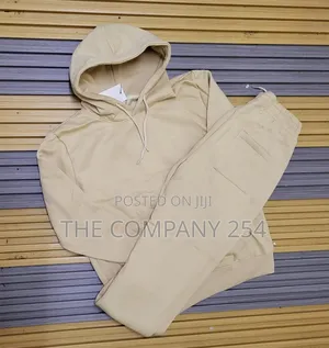 Original Quality Heavy Duty Unisex Plain Hoodie Sweatsuits