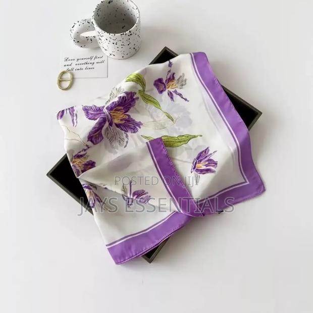 Multipurpose Square Silk Scarfs - thumbnail 2