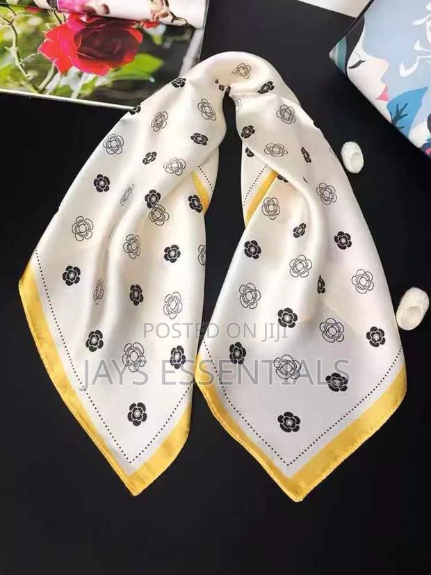 Multipurpose Square Silk Scarfs - thumbnail 7