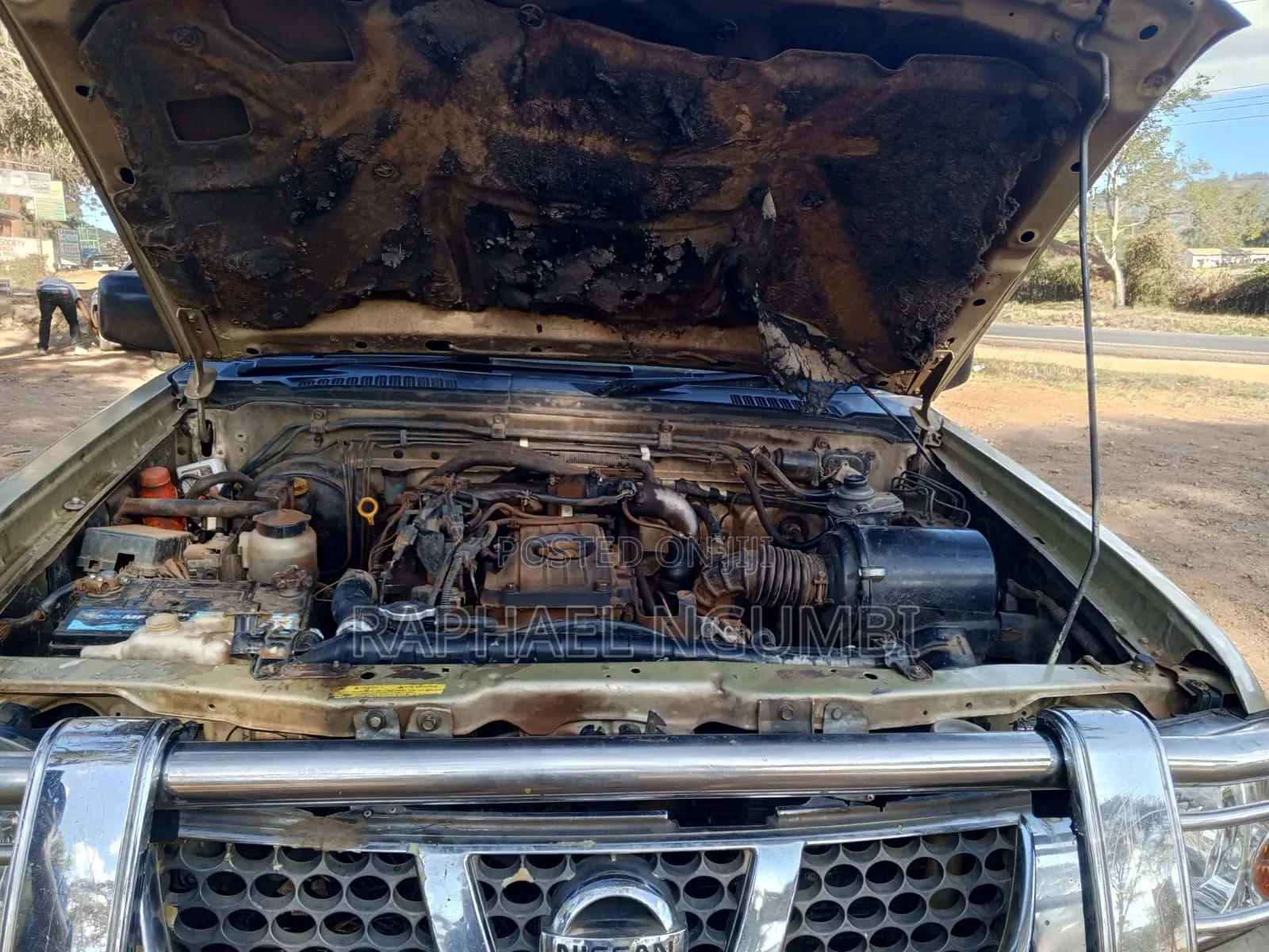 Nissan Navara 1999 Gold