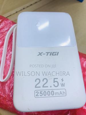 X-Tigi Power Bank. 25,000mah - main view
