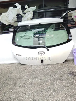 Vitz Boot 2011