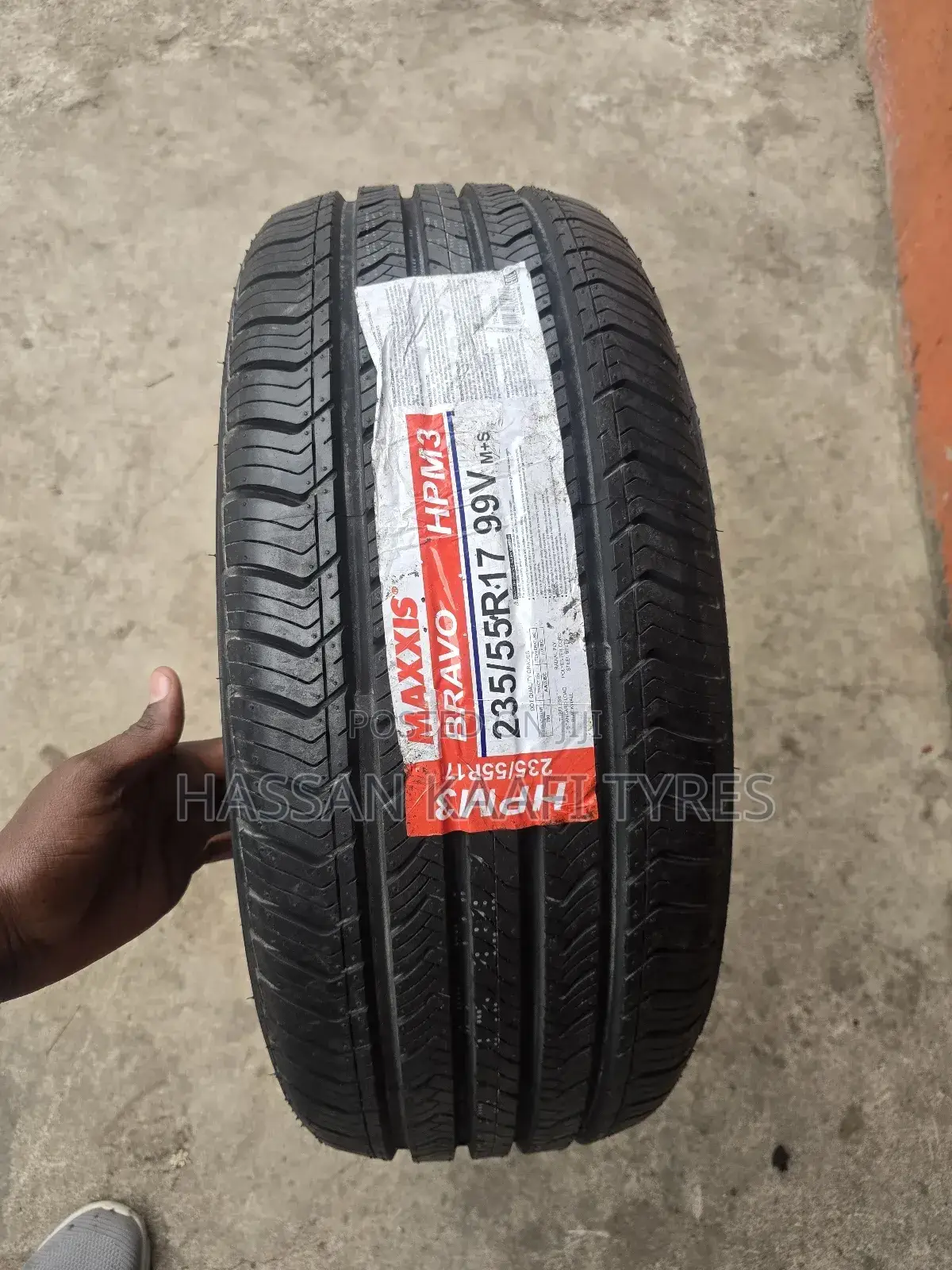 235/55r17 Maxxis Bravo Hpm3 Madein Thailand