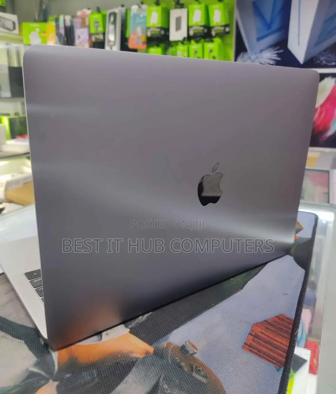 Laptop Apple MacBook Pro 2019 16GB Intel Core I7 SSD 512GB